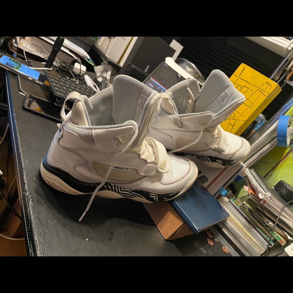 Adidas Mens size 12 retro Classic vintage FYW REIGN Hightop fashion sneakers - Picture 7 of 8